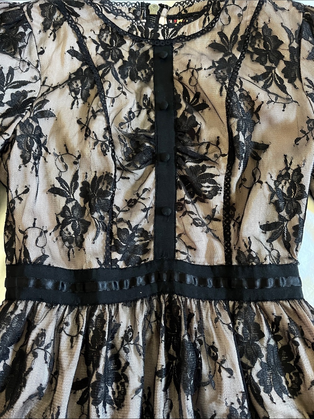 Twelve by Twelve Los Angeles floral lace overlay full length puff sleeve blouse - Picture 13 of 13